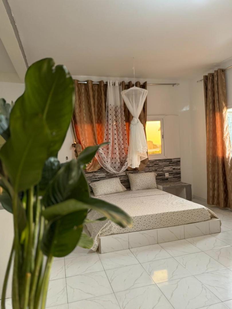 Apartamento Keur Manga Somone Exterior foto